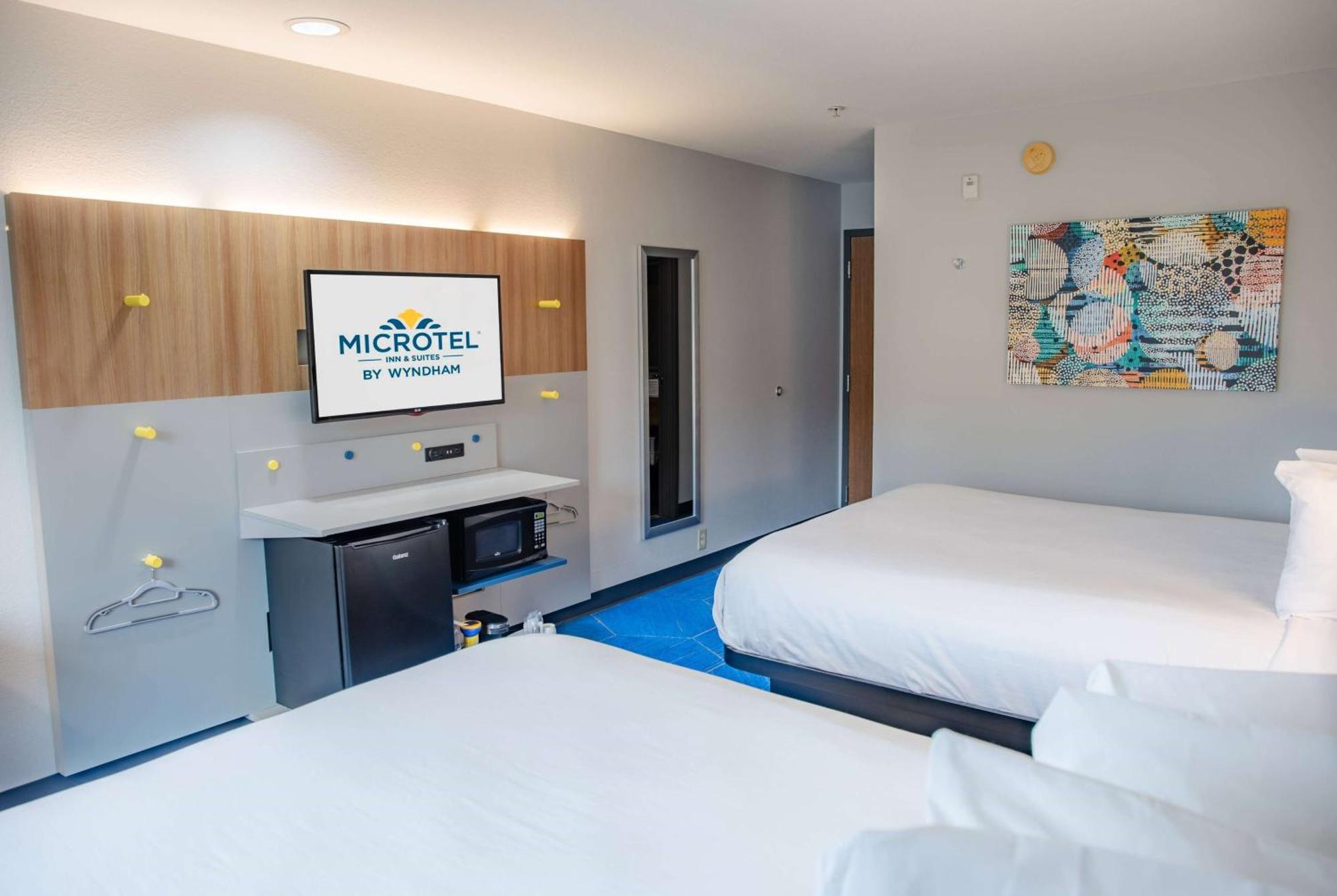 Microtel Inn & Suites By Wyndham Kingsland Naval Base I-95 Kültér fotó