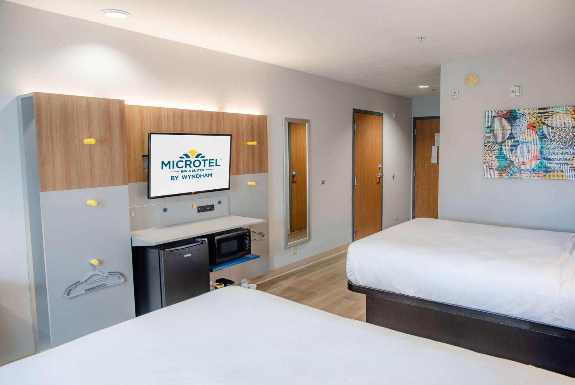 Microtel Inn & Suites By Wyndham Kingsland Naval Base I-95 Kültér fotó