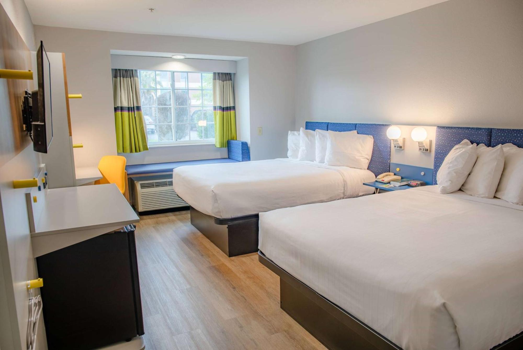 Microtel Inn & Suites By Wyndham Kingsland Naval Base I-95 Kültér fotó