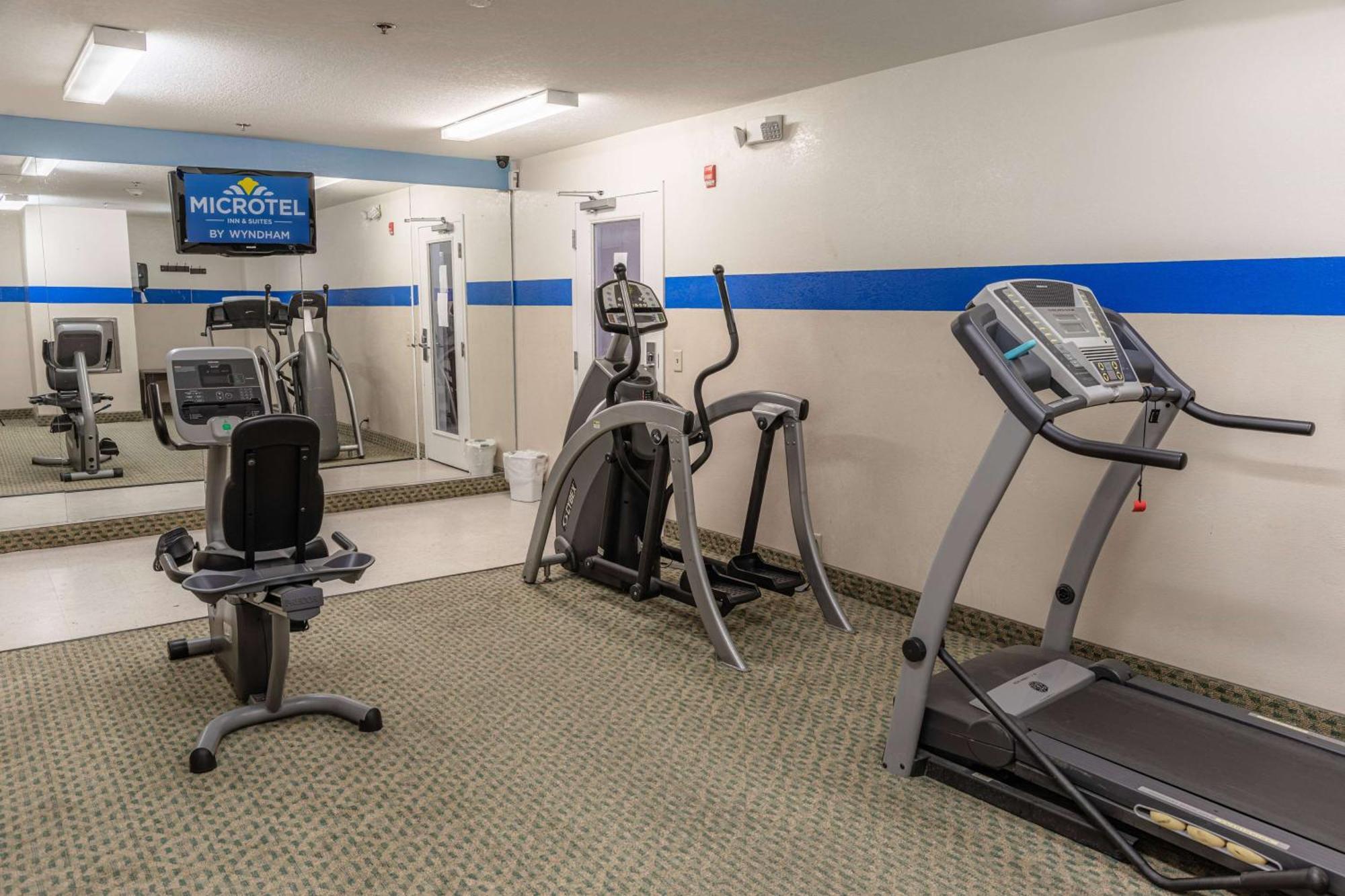 Microtel Inn & Suites By Wyndham Kingsland Naval Base I-95 Kültér fotó