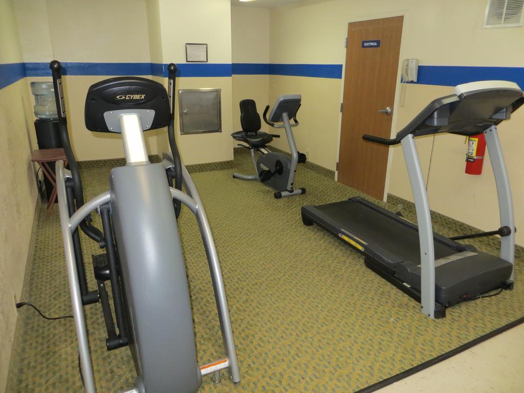 Microtel Inn & Suites By Wyndham Kingsland Naval Base I-95 Kültér fotó
